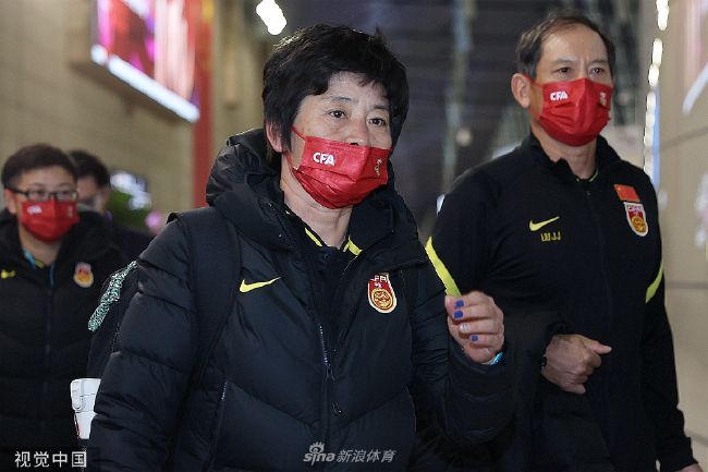 国产伦精品一区二区三区…